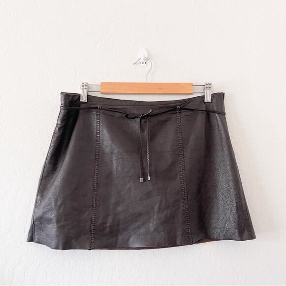 Guess Collection Vintage Leather Mini Skirt Brown - Picture 1 of 5